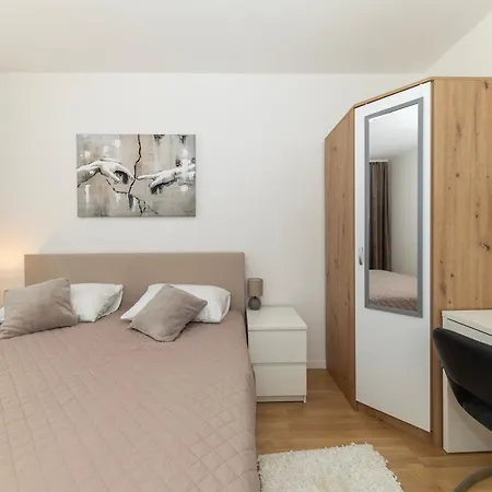 Bella Notte By Belmont Realty * Zadar