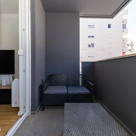 아파트 Bella Notte By Belmont Realty *